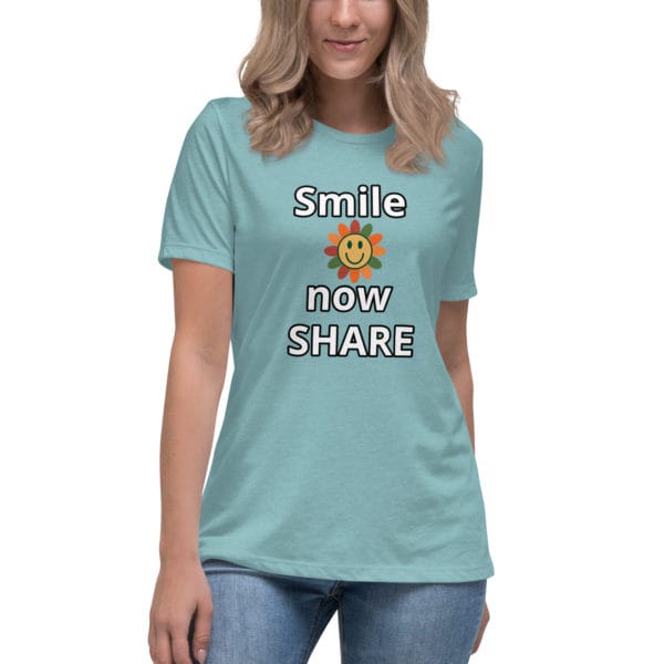 Women's Relaxed T-Shirt "Smile" - Image 7