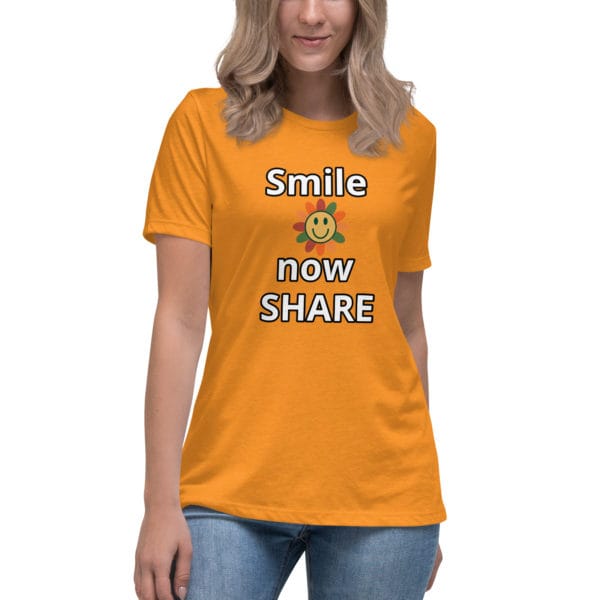 Women's Relaxed T-Shirt "Smile" - Image 6