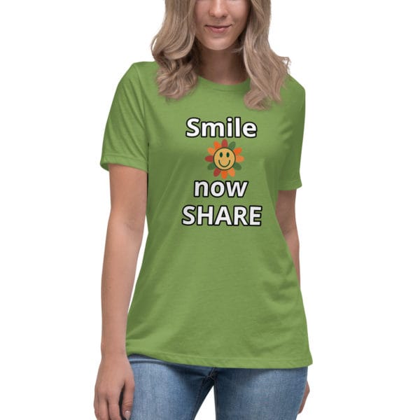 Women's Relaxed T-Shirt "Smile" - Image 5