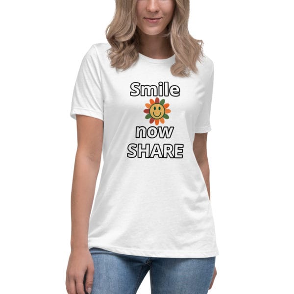 Women's Relaxed T-Shirt "Smile" - Image 12
